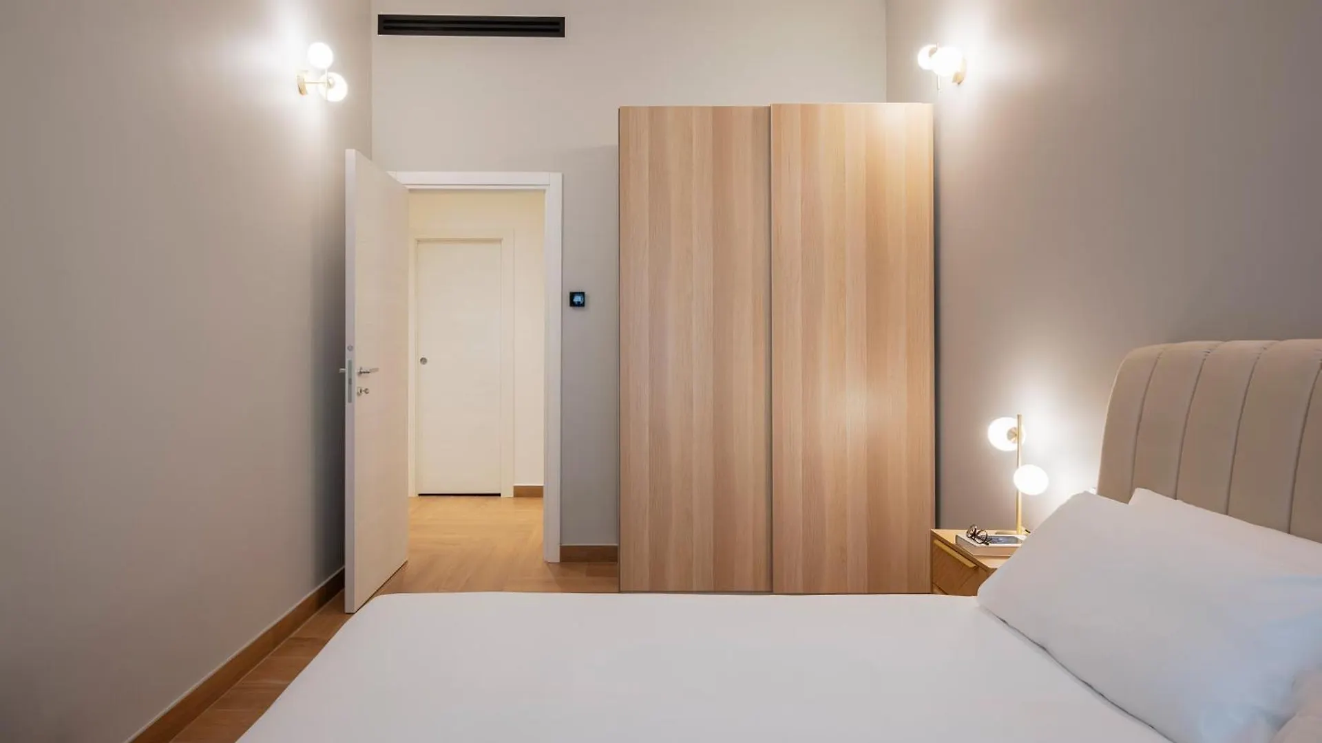 Visconti Suites - Luca Stay Milão Apartamento