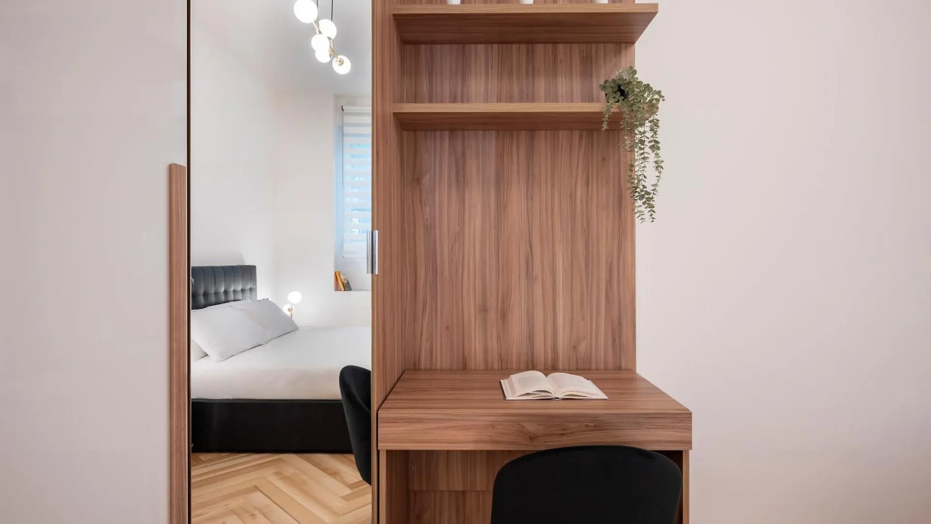 Apartment Visconti Suites - Luca Stay Milan Italy
