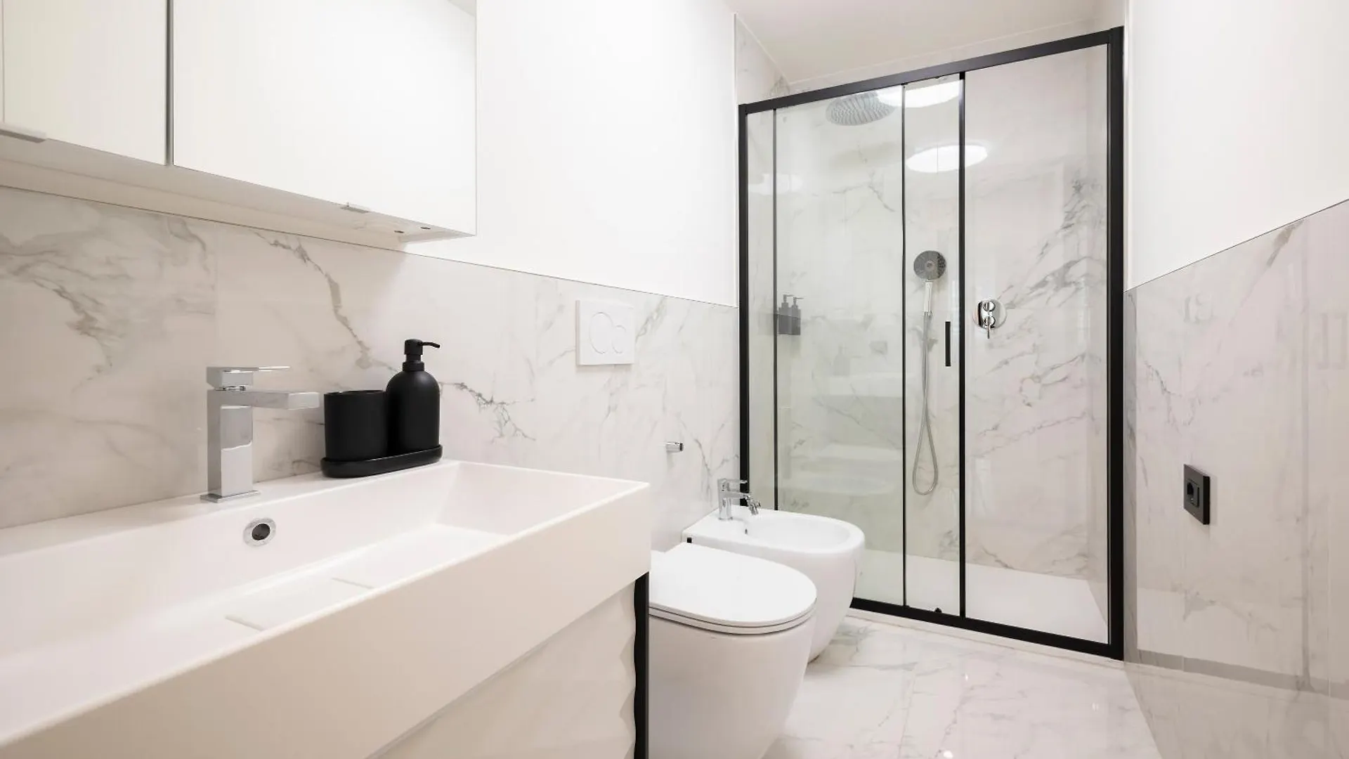 Visconti Suites - Luca Stay Milan Apartment