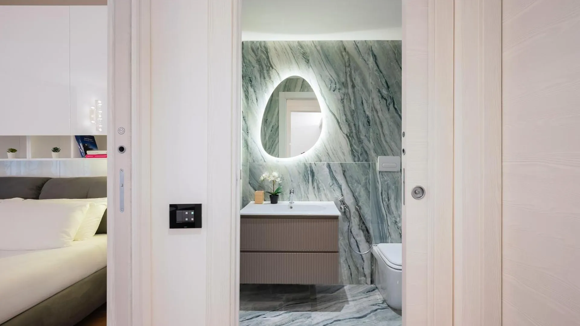 Visconti Suites - Luca Stay Milan 0*,
