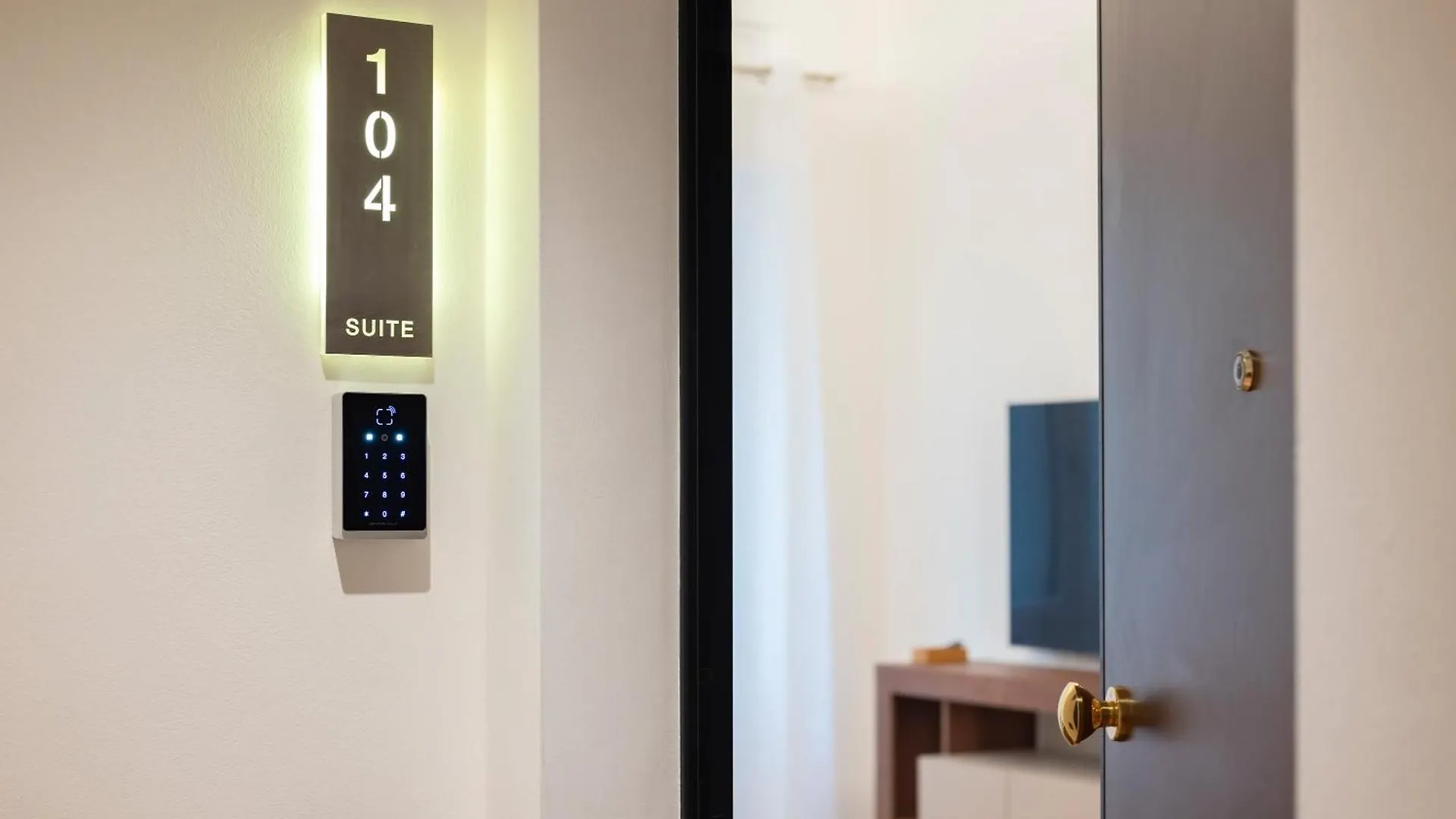 Apartment Visconti Suites - Luca Stay Milan Italy