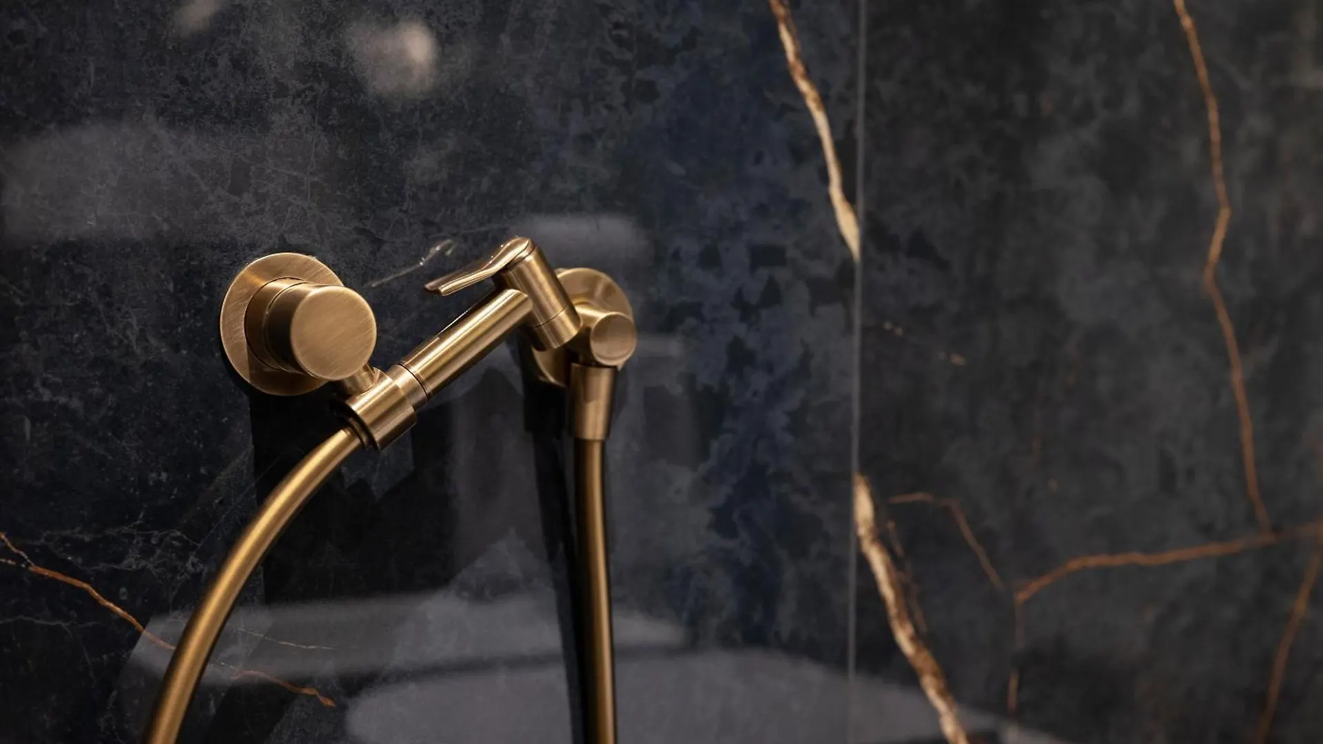 Visconti Suites - Luca Stay Milano 0*,